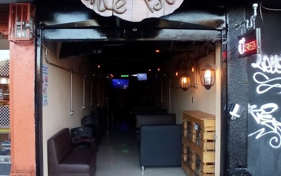 Craft café bar